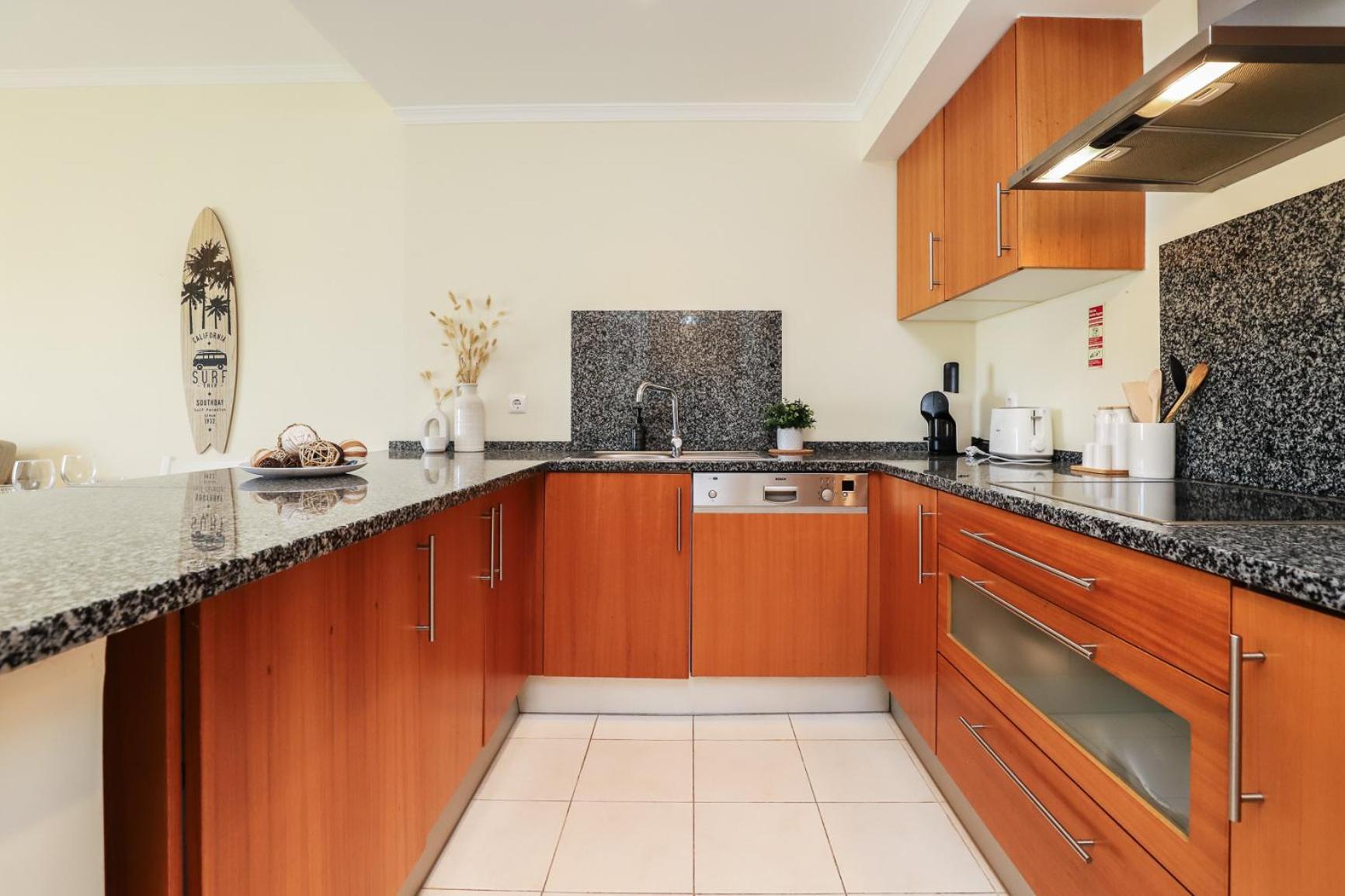Charming Flat 10 Min Walk To Beach Apartman Albufeira Kültér fotó